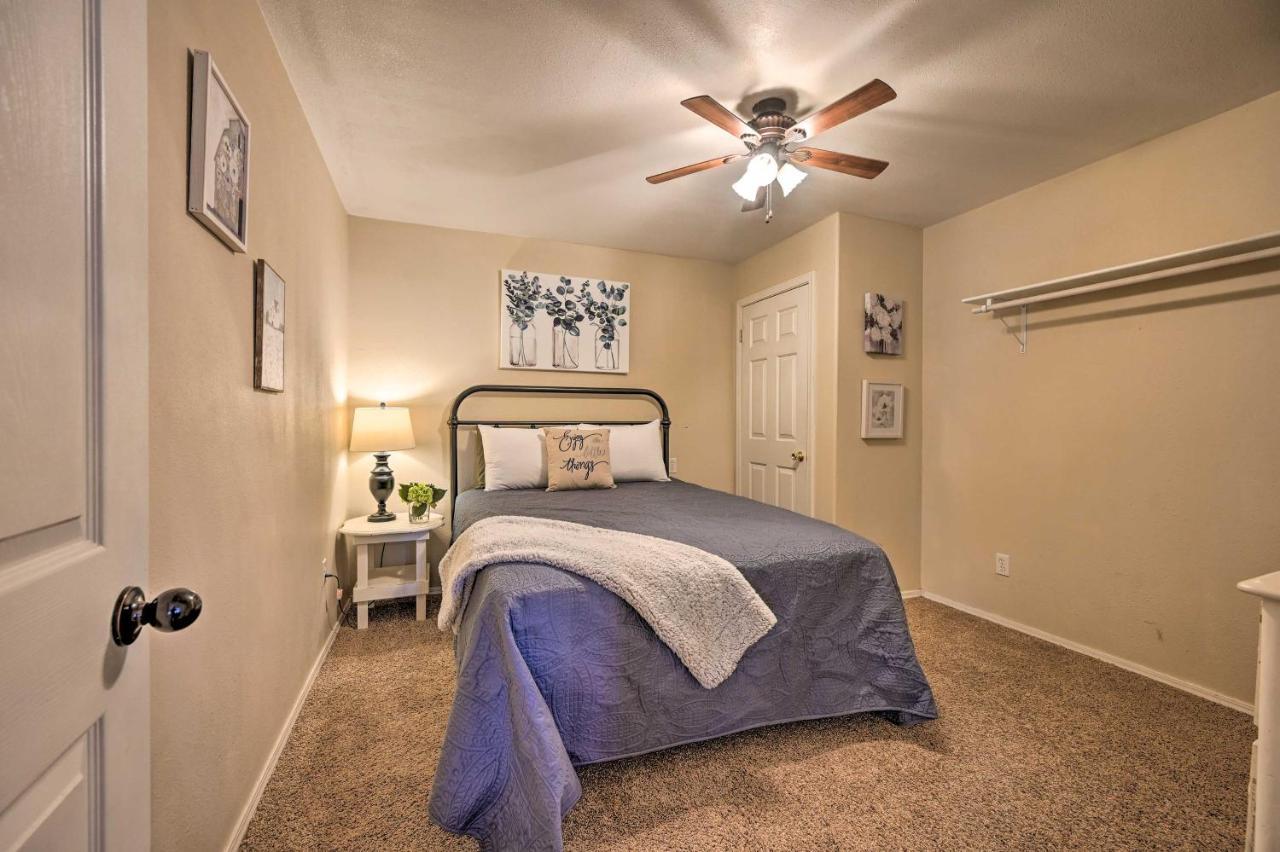 Vila Pet-Friendly Shady Oaks Broken Bow Gem With Patio! Exteriér fotografie